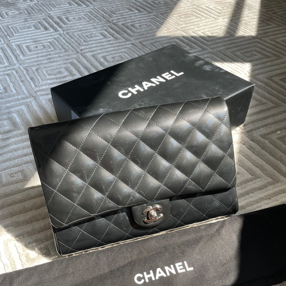 100% authentic Chanel bag